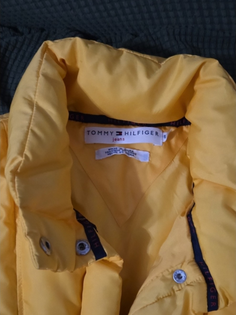 Tommy Hilfiger Jeans Vintage-Style Puffer Jacket